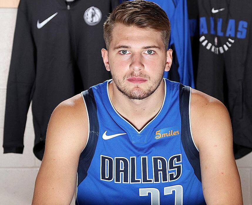 出的拼搏精 出的拼搏精