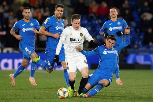 探讨现代职 探讨现代职