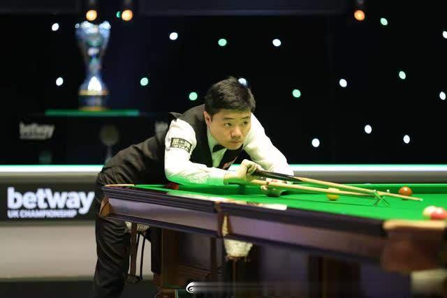 是内心的坚 是内心的坚